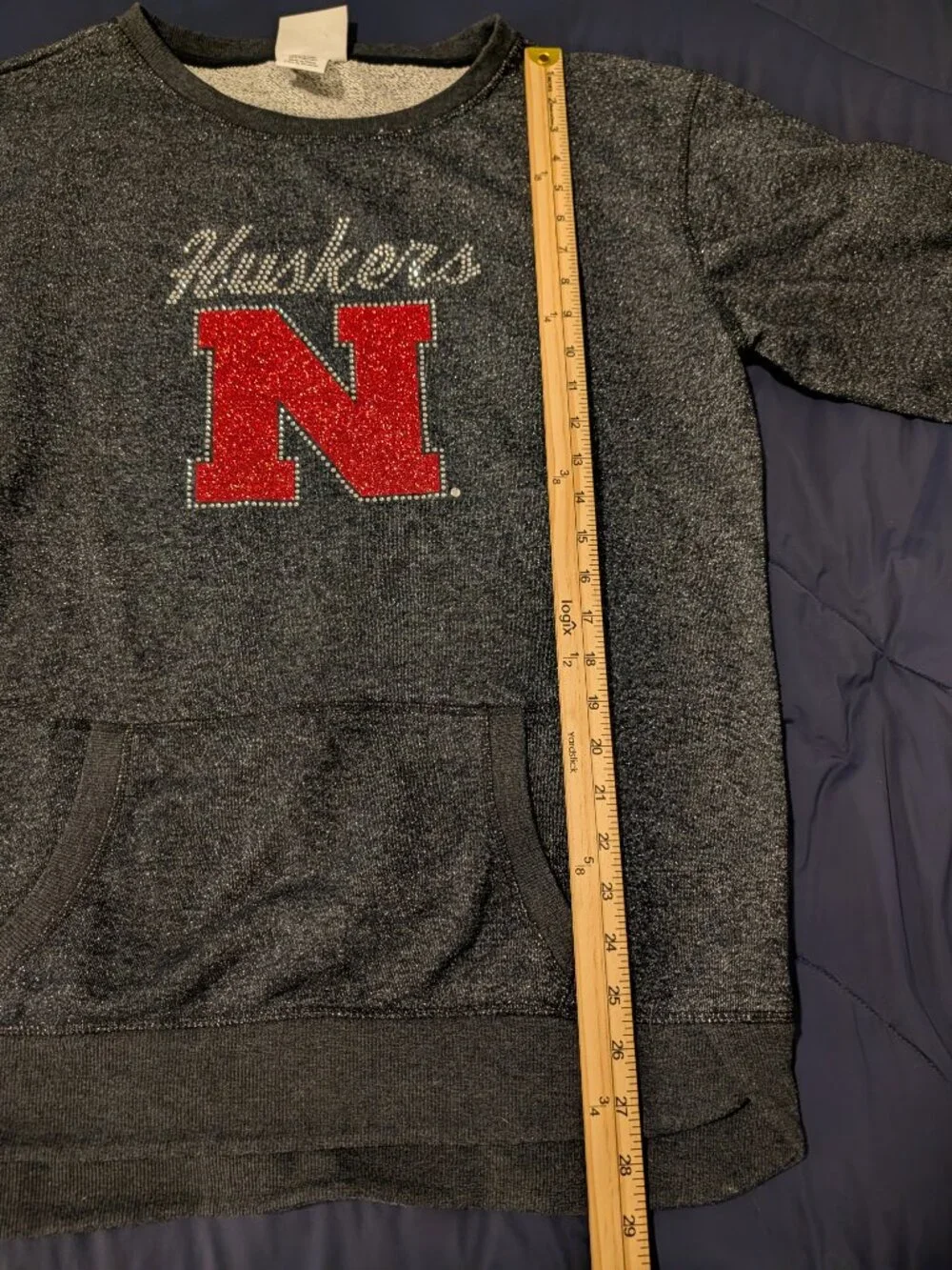 J. America Nebraska Cornhuskers Rhinestone Bling Sweatshirt XL Gray Red Pocket